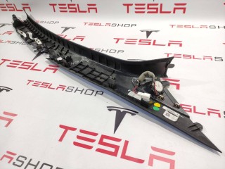 Накладка стойки А, ориг. номер 1050724-00-A, 1035939-04-E, Tesla Model X 2015-2021