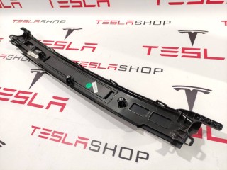 Накладка дверного проема, ориг. номер 1060093-98-D, Tesla Model X 2015-2021