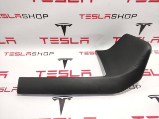 Накладка центральной панели, ориг. номер 1007882-00-, Tesla Model X 2015-2021