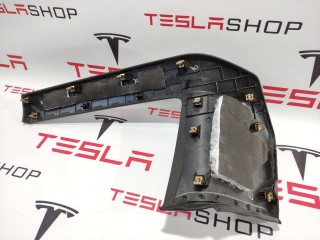 Накладка центральной панели, ориг. номер 1007882-00-, Tesla Model X 2015-2021