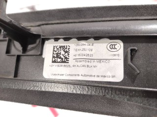 Накладка декоративная стойки A (магнит), ориг. номер 1050294-04-E, Tesla Model X 2015-2021