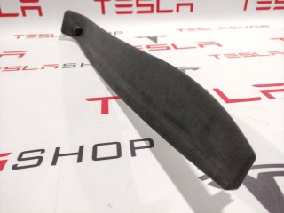 Накладка декоративная стойки A (магнит), ориг. номер 1050294-04-E, Tesla Model X 2015-2021