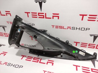 Накладка стойки С, ориг. номер 1052890-00-C, 1035960-04-D, Tesla Model X 2015-2021