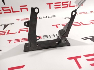 прочая запчасть, ориг. номер 1052517-00-H, Tesla Model X  [рестайлинг] 2021-2026