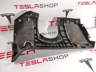 Накладка центральной панели (под руль), ориг. номер 1007010-00-C, Tesla Model X 2015-2021