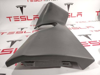 Накладка центральной панели (под руль), ориг. номер 1007010-00-C, Tesla Model X 2015-2021