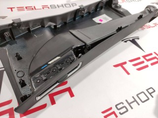 Накладка стойки B, внутренняя, ориг. номер 1035971-00-E, Tesla Model X 2015-2021