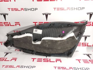 Накладка стойки С, ориг. номер 1035977-00-E, Tesla Model X 2015-2021
