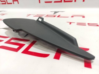 Накладка боковая торпеды, ориг. номер 1563065-00-D, Tesla Model S 2-й рест 2021-2026
