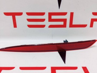 Отражатель заднего бампера, ориг. номер 1495817-00-C, Tesla Model Y 2020-2026