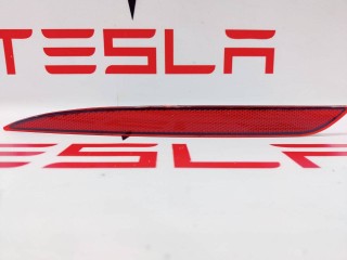 Отражатель заднего бампера, ориг. номер 1495817-00-C, Tesla Model Y 2020-2026