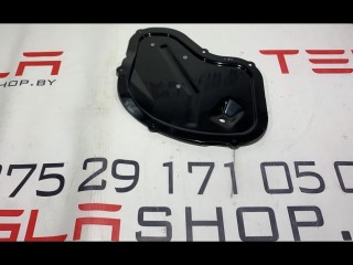 Накладка внутренняя двери, ориг. номер 1005855-00-C, Tesla Model S 2012-2016