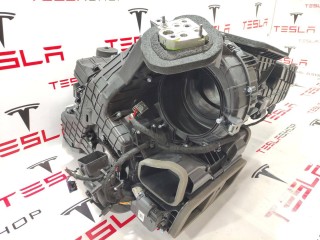 Корпус печки салона (отопитель), ориг. номер 1688888-00-D, 1688905-00-D, Tesla Model S 2-й рест 2021-2026