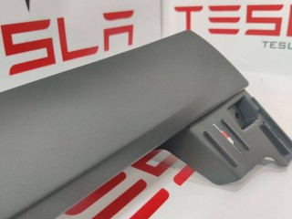 Накладка порога рокерной панели, ориг. номер 1035096-00-D, 1034218-00-B, Tesla Model X 2015-2021