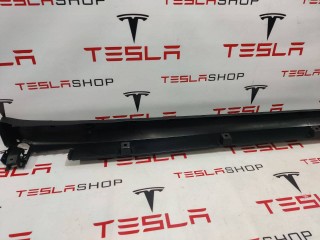 Накладка порога рокерной панели, ориг. номер 1035096-00-D, 1034218-00-B, Tesla Model X 2015-2021