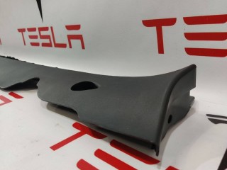 Накладка порога рокерной панели, ориг. номер 1497741-00-B, 149764900B, Tesla Model Y 2020-2026