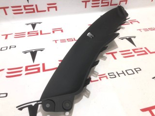 Накладка гриля бампера переднего верхняя, ориг. номер 1047021-00-E, Tesla Model X 2015-2021