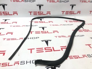 Уплотнитель порога, ориг. номер 6009588-00-D, Tesla Model S 2-й рест 2021-2026