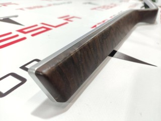 Накладка декоративная обшивки двери, ориг. номер 1035788-09-C, Tesla Model X 2015-2021