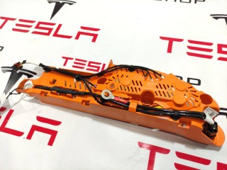 прочая запчасть, ориг. номер 1039577-00-F, 1041310-00-F, 1042876-00-C, Tesla Model S 2012-2016