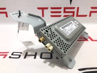 Радио FM/HD/XM, ориг. номер 1622932-00-A, 1622932-99-B, Tesla Model S 2-й рест 2021-2026