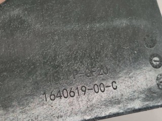 Кронштейн внутренний стойки C, ориг. номер 1640619-00-B, Tesla Model S 2-й рест 2021-2026