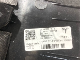 Накладка стойки С, ориг. номер 1565766-98-C, Tesla Model S 2-й рест 2021-2026
