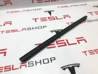 Уплотнитель стекла внутренний двери, ориг. номер 1613733-00-A, Tesla Model S 2-й рест 2021-2026