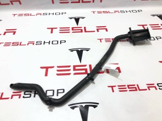 Сливной шланг кондиционера, ориг. номер 1615754-00-A, 1618347-00-A, Tesla Model S 2-й рест 2021-2026
