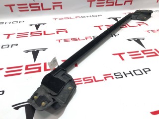 Уплотнитель стекла внутренний двери, ориг. номер 1500065-00-C, Tesla Model Y 2020-2026