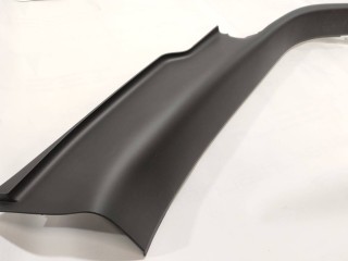 Накладка стойки С, ориг. номер PT00001388, PTY0104126, Rivian R1T 2021-2024