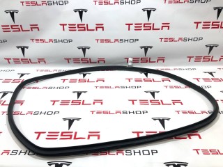 Уплотнитель проема дверного, ориг. номер 1497675-00-A, 1497676-00-A, Tesla Model Y 2020-2026