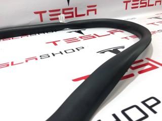 Уплотнитель проема дверного, ориг. номер 1497675-00-A, 1497676-00-A, Tesla Model Y 2020-2026