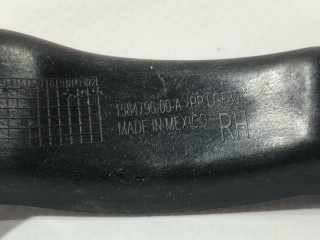 Кронштейн карты (обшивки) двери, ориг. номер 1584796-00-A, Tesla Model S 2-й рест 2021-2026