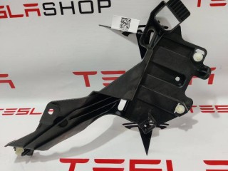 Кронштейн внутренний стойки C, ориг. номер 1516195-00-B, 1514419-00-B, Tesla Model Y 2020-2026