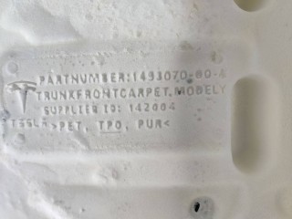 Ковровое покрытие заднего багажника (заднее), ориг. номер 1493070-00-A, Tesla Model Y 2020-2026