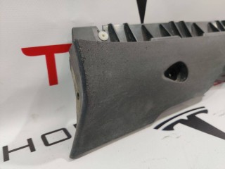 Накладка порога рокерной панели, ориг. номер 1497650-00-B, 1497745-00-C, Tesla Model Y 2020-2026