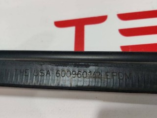 прочая запчасть, ориг. номер 1038407-00-A, 6009601-00-C, Tesla Model S 2012-2016