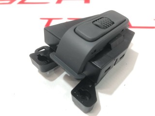 Кнопка управления на руле, ориг. номер PT00000910-L, PT00000913-G1, PT00000916-F, Rivian R1T 2021-2024