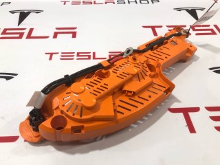 прочая запчасть, ориг. номер 1039577-00-F, 1041310-00-F, 1042876-00-C, Tesla Model S 2012-2016