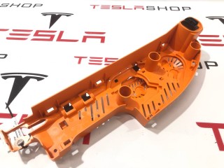прочая запчасть, ориг. номер 1039577-00-F, 1041310-00-F, 1042876-00-C, Tesla Model S 2012-2016