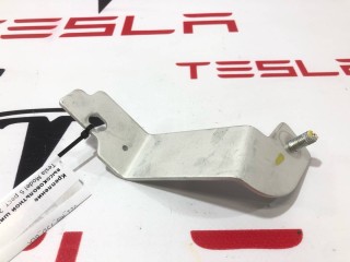 прочая запчасть, ориг. номер 1055688-00-A, Tesla Model X 2015-2021