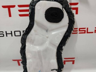 Накладка внутренняя двери, ориг. номер PT00009552-E, Rivian R1T 2021-2024