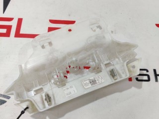 Кронштейн накладки, стойки В, ориг. номер PT00388006, Rivian R1T 2021-2024
