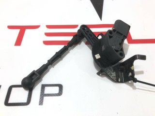 Датчик уровня пневмоподвески, ориг. номер PT00058866, PT00039807, Rivian R1T 2021-2024
