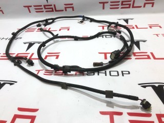 Электропроводка бампера, ориг. номер 1032435-00-G, 1063323-00-C, Tesla Model X 2015-2021