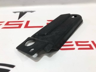 Крышка фонаря багажника, ориг. номер PT00039441, Rivian R1T 2021-2024