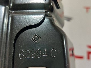 Кронштейн крепления потолка и панорамного стекла, ориг. номер PT00017957-H-001, 35523419, 62994C, Rivian R1T 2021-2024