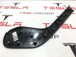 Панель центрального тоннеля, ориг. номер 1004705-01-D, Tesla Model S