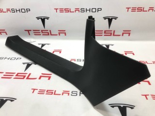 Накладка стойки А, ориг. номер 1010668-00-F, 1002516-00-C, Tesla Model S